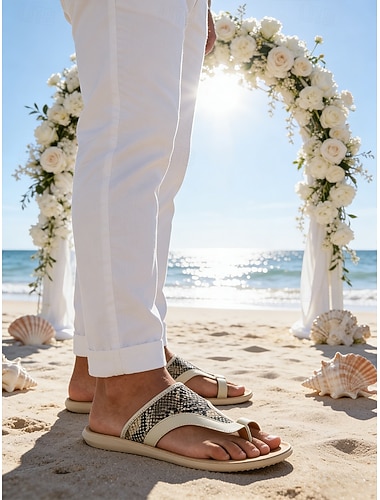  Flip-flop-sandaler med slangetrykk til menn – komfortable og stilige, perfekte for strandbryllup, uformelle utflukter og sommerferier