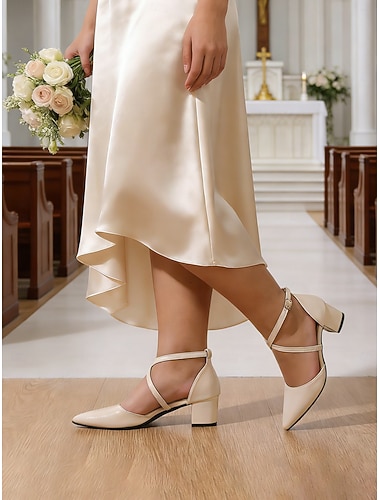  Ivoorwitte pumps met blokhak voor dames, elegante bruidsmeisjesschoenen met enkelbandje voor kerkelijke bruiloften.