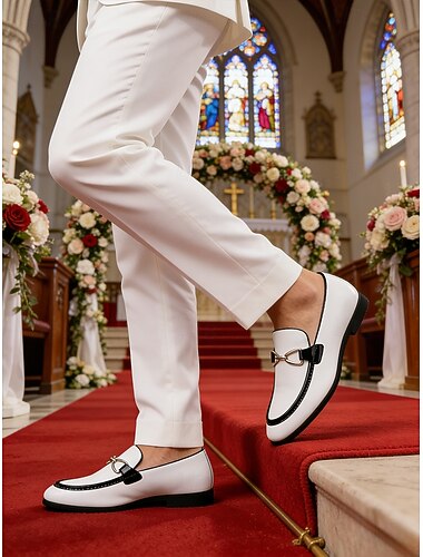  Vita slip-on-skor för män – elegant och modern design för bröllop och formella tillfällen