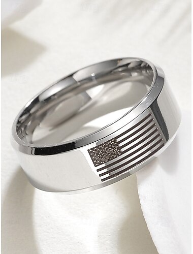  Förenta staternas 250-årsjubileum Mäns ring i rostfritt stål med amerikansk flagga guld och silver patriotisk band klassisk minimalistisk stil herrmode smycken för USA och självständighetsdagen