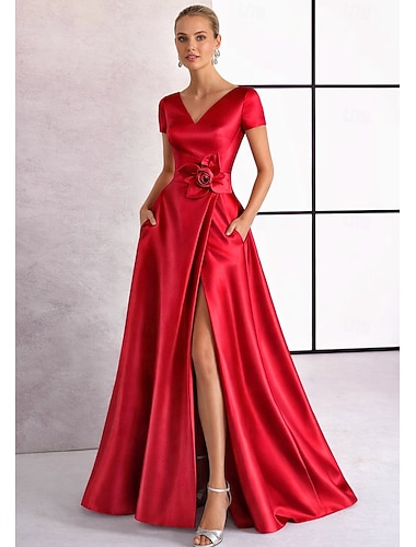  גזרת A עד הריצפה שמלות ערב אלגנטית שמלה שחורה קטנה פיצול גבוה שרוולים קצרים צווארון V חתונה רשמי כיס סאטן גב בדוגמת דרפה עם פרח רקום אסוף