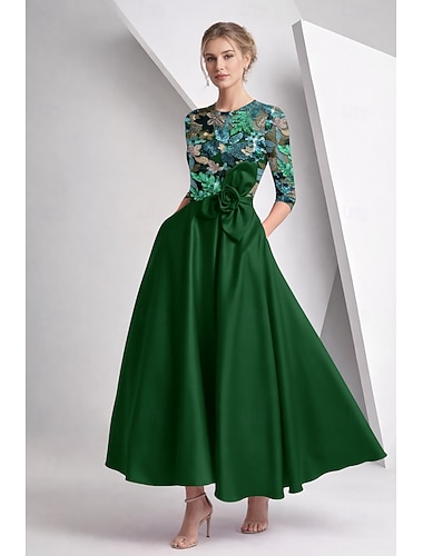  A-linje Ankellengde Perlebrodert Formell kjole Kjole til brudens mor Cocktailkjoler Elegant Glitrende Blomster 3/4 ermer Illusjon Hals Bryllup Formell Lomme Sateng Paljetter Cowlhals med Glimmer