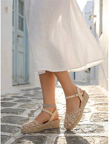  Dámské béžové boho háčkované espadrilky na klínku – ideální na letní dovolenou, plážové resorty a neformální pobyty