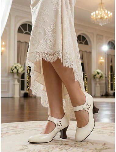  Vintage gele Mary Jane pumps uit de jaren 1920 voor dames – pumps met uitgesneden details en een gebogen hak, klassieke lakleren look, perfect voor Gatsby-feesten, swingdans en speciale gelegenheden.