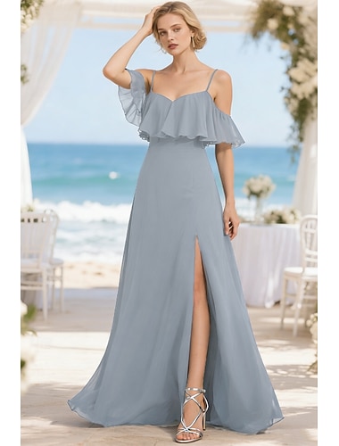  A-linje Brudepikekjole Spagettistropper Ermeløs Elegant Gulvlengde Chiffon med Drapert / Ruchiing