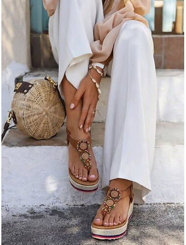  Dames boho teensandalen met kralen en sleehak - comfortabele beige platformsandalen met kleurrijke tribale accenten, perfect voor tropische resorts en eilandvakanties. &zomervakanties aan het strand