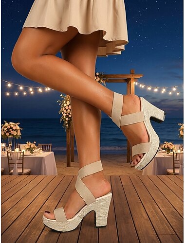  Beige platform sandalen met blokhak voor dames, comfortabele geklede schoenen met gekruiste bandjes voor bruiloftsgasten op strandbruiloften.
