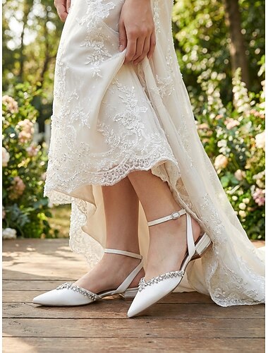  Ivoren platte bruidsschoenen voor dames, versierd met kristallen, elegant model met enkelbandje voor een bruiloft in de tuin.