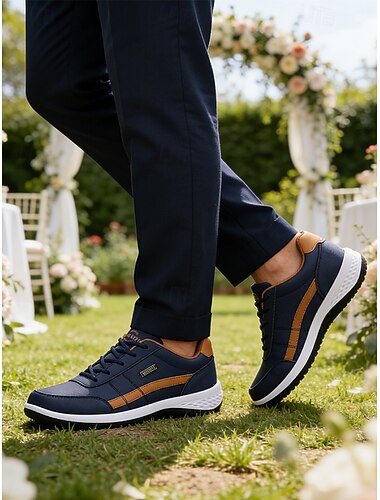  Baskets montantes bleu marine pour homme, résistantes et confortables pour les activités de plein air et les séjours en station balnéaire.