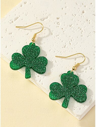  أقراط متدلية لامعة على شكل نفل، مصنوعة من الأكريليك خفيف الوزن، بتصميم احتفالي مستوحى من نبات البرسيم الأيرلندي، مثالية لموكب عيد القديس باتريك والحفلات والمناسبات.