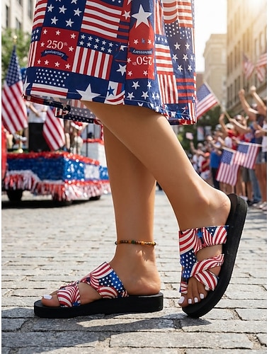  Lette patriotiske flate sandaler til dame – sandaler med amerikansk flaggtrykk og krysssandaler, ideelle for uavhengighetsdagen, 250-årsjubileum og uformell streetwear