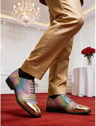  Herresko i kunstskinn, regnbuefarget, skinnende oxfordsko, fasjonable brudesko med moderne design for stilige brudgommer