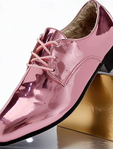  Metallic roze lakleren nette herenschoenen, glanzende veterschoenen voor bruiloften, nachtclubs en trendy evenementen.