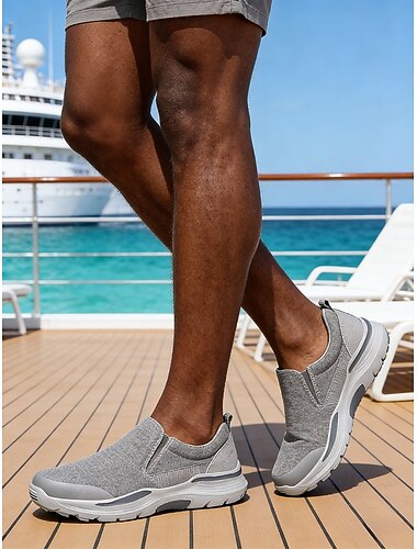  Grå slip-on herresko, lett design med myk overdel, polstret såle, stilig komfort for bruk på øy- og cruiseturer, utendørsaktiviteter