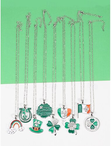  قلادة برسيم عيد القديس باتريك للنساء، قلادة خضراء ساحرة مصنوعة من سبيكة متينة، أنماط متعددة تشمل البرسيم وحذوة الحصان، مجوهرات أيرلندية احتفالية للمسيرات والحفلات وارتداء ملابس العطلات.