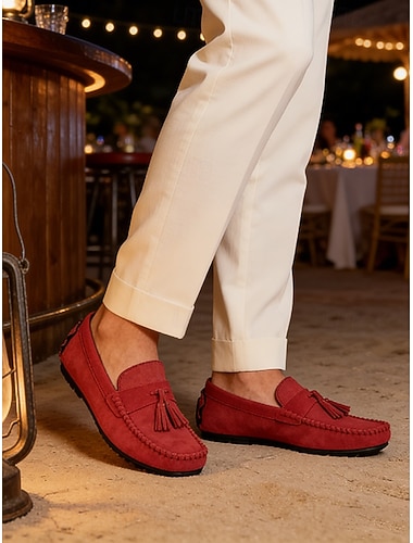  Røde slip-on loafers i kunstskinn for menn, avslappede og komfortable, ideelle for kvelder på feriestedet og middager utendørs