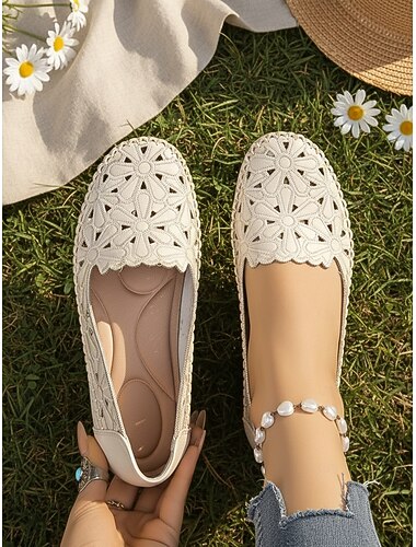  Witte, ademende damesloafers met uitgesneden details en bloemenborduurwerk, zachte, gevoerde binnenzool, elegante, comfortabele casual mocassins, perfect voor wandelen, reizen, picknicks en