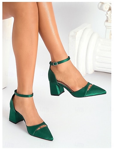  Smaragdgrønne satengpumps til dame - elegante blokkhælsko til brudens mor med ankelstropp til hagebryllup og utendørsmottakelser &formelle sommergallaer