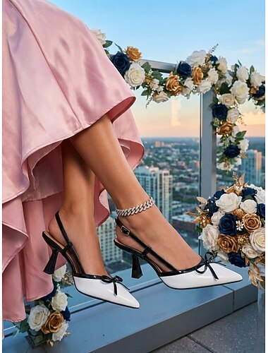  Røde og svarte vintage slingback-hæler fra 1950-tallet med sløyfe – spiss tå og mellomhøy hæl i retro-stil for romantiske dater, valentinsdagen, bryllup og fester &elegante damer