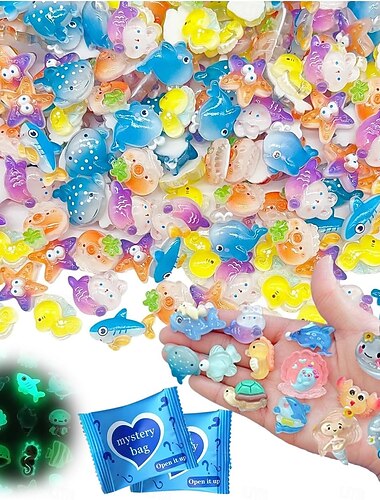  Ensemble de mini animaux marins en résine phosphorescente, sachet surprise de 50/100/200 pièces, comprenant de petits animaux marins : poissons, tortues, dauphins, étoiles de mer et bien plus encore. Idéal pour les loisirs créatifs, les jardins féériques