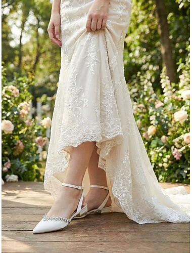  Ivoren platte bruidsschoenen voor dames, versierd met kristallen, elegant model met enkelbandje voor een bruiloft in de tuin.