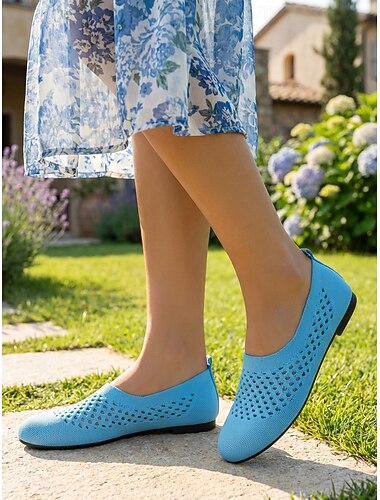  női égkék perforált flyknit bebújós cipő – légáteresztő, könnyű kialakítás mindennapi sétákhoz, munkához, vásárláshoz, utazáshoz és hétköznapi kényelemhez