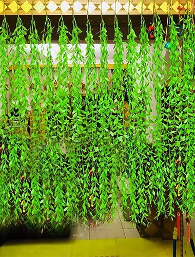  20 pezzi di piante verdi artificiali sospese con foglie di salice, ghirlande di foglie di plastica finte per pareti, soffitti, balconi, decorazioni per interni ed esterni.