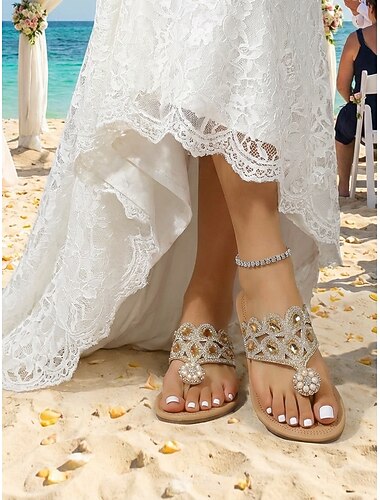  Champagnekleurige platte sandalen met strasssteentjes en parels voor dames, elegante bruidsschoenen met T-bandje voor strandbruiloften.