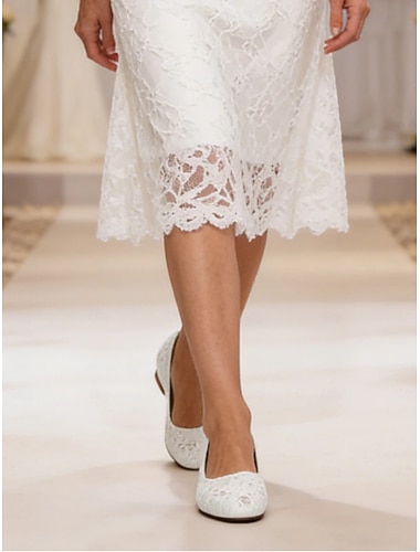  décolleté con tacco basso e largo in pizzo per la madre della sposa, comode scarpe eleganti chiuse per il giorno delle nozze, il ricevimento e gli eventi formali
