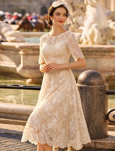  Ligne A Longueur thé Robes de mariée Robes pour enterrement de vie de jeune fille robe de mariée Petites Robes Blanches Colorées Demi Manches Col Illusion Remise des Diplômes Anniversaire Dentelle