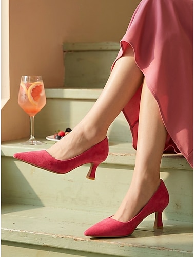  Elegante rosafarbene Wildlederpumps für Damen – bequeme Kitten Heels mit spitzer Zehenpartie für den Büroalltag und romantische Dates &schicke Sommeroutfits