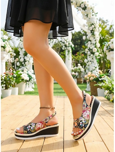  Sandalias de cuña florales para mujer, zapatos cómodos con plataforma y tira trasera para invitadas a bodas en jardines, ropa elegante e informal para exteriores en verano.