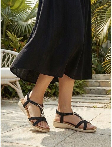  Eleganti sandali neri da donna con cinturino a T: comode scarpe basse in stile bohémien con decorazioni in cristallo, perfette per vacanze al mare, matrimoni estivi e crociere all'aperto.