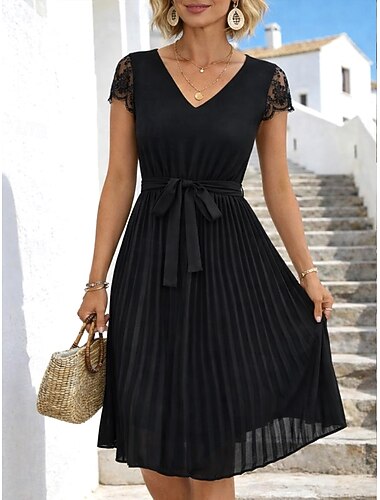  Dam Mini klänning A linjeklänning Plisserad klänning Bodycon Klänning Ledigt Kontor Normal Grafisk Slät Kortärmad V-hals Svart Sommar