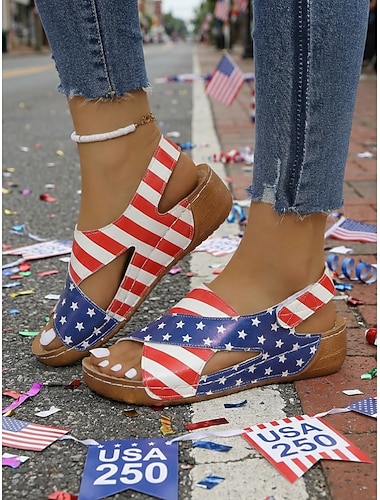  damesandaler i USA til 250-årsjubileum – komfortable røde og blå sko med kryssremmer til parader, 4. juli og patriotiske feiringer