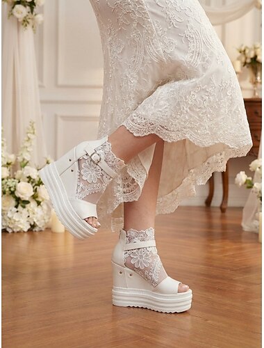  レディース ホワイト プラットフォーム ピープトゥ ウェッジ - 都会の結婚式にぴったりのスタイリッシュなブライダルシューズ
