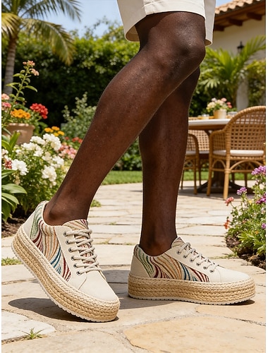  Beige herreloafers i lerret med dekorativt mønster, lette og komfortable, best for utendørsaktiviteter, ferie og reiseliv