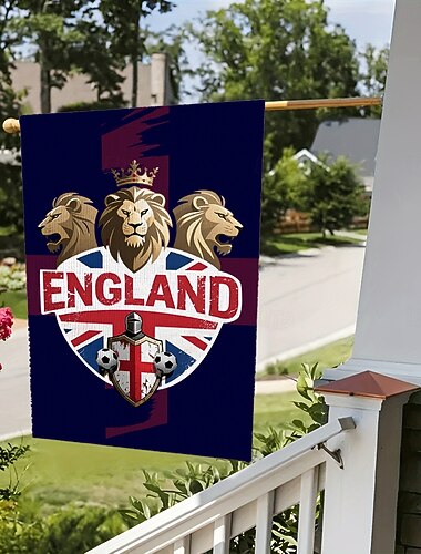  Englische Fußball-Gartenflagge mit Löwentrios und Schild mit Fußbällen über dem Union Jack-Motiv, tolle Außendekoration für Fußballfans