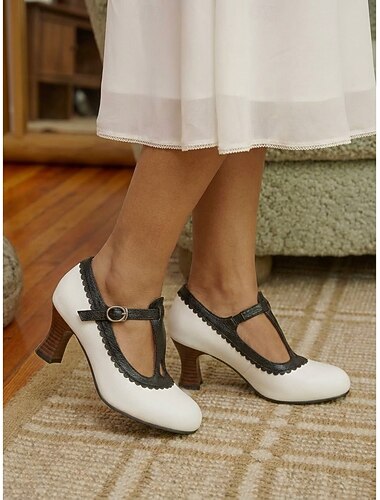  Sapatos Mary Jane retrô femininos estilo anos 50 com tira em T - elegantes scarpins bicolores em preto e branco com detalhes brogue recortados e salto carretel, perfeitos para casamentos e festas com