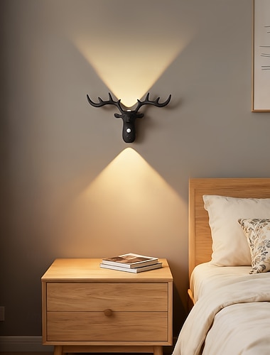  intelligente, hirschförmige Nachtleuchte mit Bewegungssensor, USB-wiederaufladbar, magnetische Wandklemme mit bis zu &Einbauleuchten, 3-farbig dimmbar, stufenlose Helligkeitsregelung für Schlafzimmer,