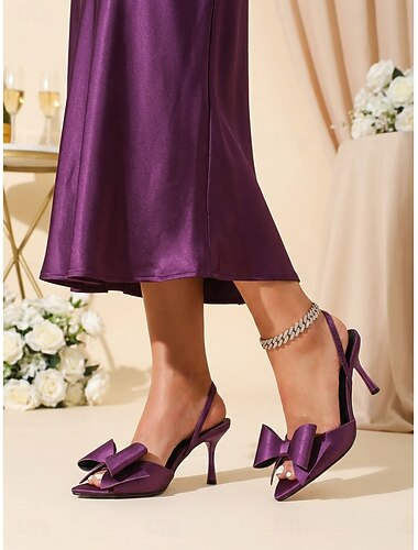  Lilla damesandaler med sløyfe og høye hæler for bryllupsgjester – elegante stropper, perfekte for mødre som skal i bryllup i byen