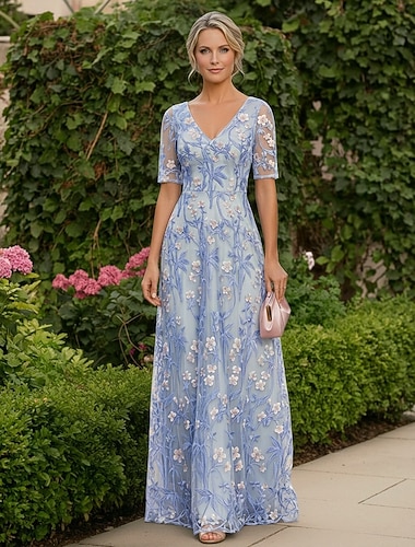  A-linje Gulvlengde Kjole til brudens mor Kortermet Halvlange ermer V-hals Elegant Årgang Utsmykket Formell Bryllupsgjest Bryllupsfest Blonder Tyll med Broderi Appliqué