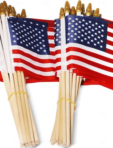  Mini bandiere patriottiche americane – 20/50 bandiere americane in legno da 4x6 pollici con aste in legno di prima qualità e punte di lancia dorate sicure – 4 luglio, giorno dell'indipendenza, 250°