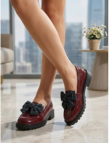  Dames Bordeau Patent Faux Leer Loafers - Klassieke Ronde Neus Instapschoenen met Ruit Strik Detail  Lug Zool voor Kantoor Werk Business Casual  Dagelijks Professioneel Gebruik