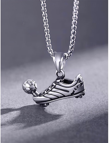  Herenketting met roestvrijstalen voetbalhanger, design voetbaltrapmotief, ideaal als accessoire voor voetbalwedstrijden, voetbalfans en dagelijks gebruik.