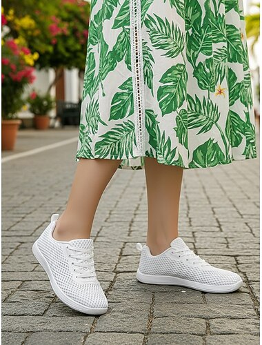  Baskets blanches pour femme, coupe large, en mesh respirant - chaussures décontractées légères à lacets, semelle flexible antidérapante, style minimaliste moderne, idéales pour la marche, les voyages,