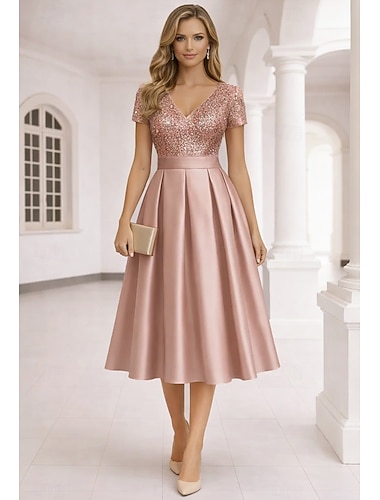  Ligne A Longueur thé Robes de Cocktail Élégant Manche Courte Col en V Fête de jardin Mariage Satin Pailleté avec Plis Paillettes