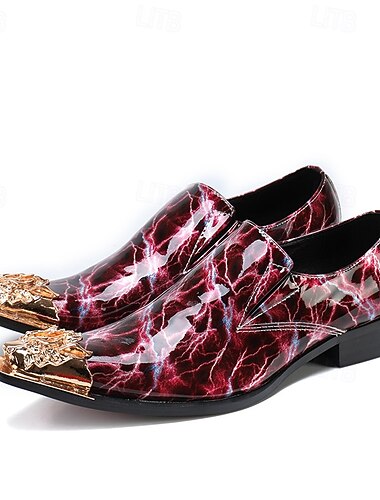  Herrskor i glansigt röd läder med spikar och nitar – designerskor för exklusiva formella tillfällen