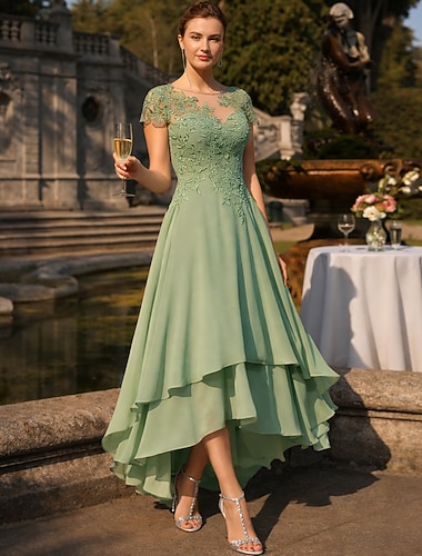  A-linje Asymmetrisk Te-lengde Festkjole Cocktail Kjole Gjestekjole til bryllup Kjole til brudens mor Kortermet Øsehals Elegant Asymmetrisk lengde Formell Bryllupsgjest Chiffon Blonder med Paljett