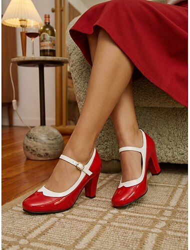  Dampumps i vintage-modell från 1950-talet – eleganta svarta &vita tvåfärgade klackar i lackskinn med grov blockklack för retro arbetskläder, swingdansfester &formella tillfällen